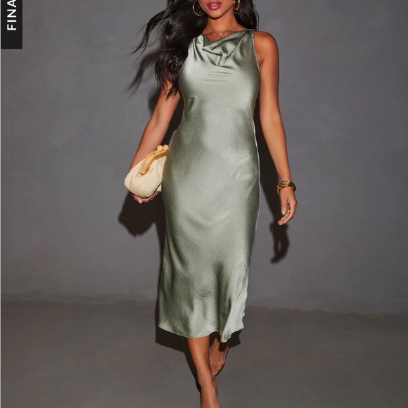 Vici cowl neck dress, green 💚 - Picture 4 of 8